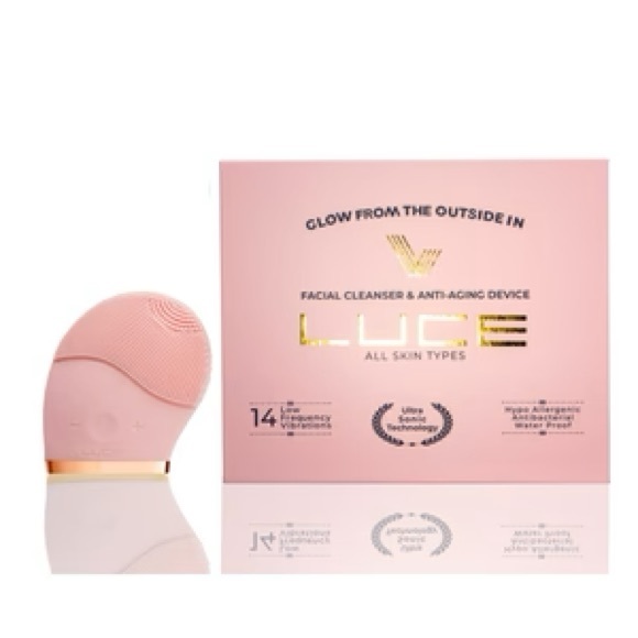 LUCE180° Facial Cleansing and Anti-Aging Device - Picture 3 of 4